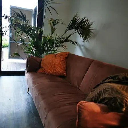 Schicke Mit Terrasse In Goeppinger Stadtzentrum Apartamento